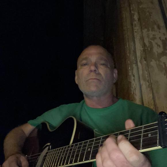 Meet your Posher, Chad - Picture 1 of 1